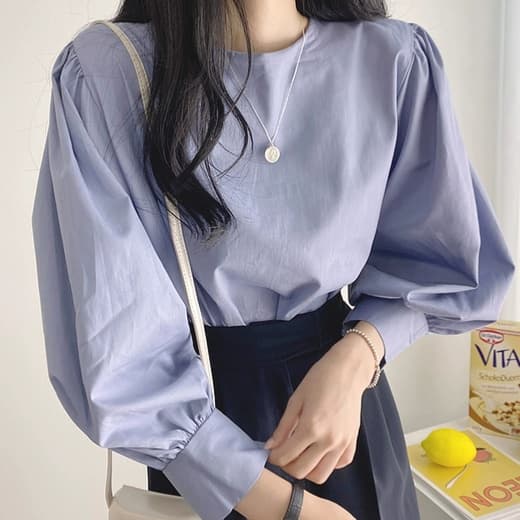 ロンT 優美な袖ふんわりギャザーブラウス