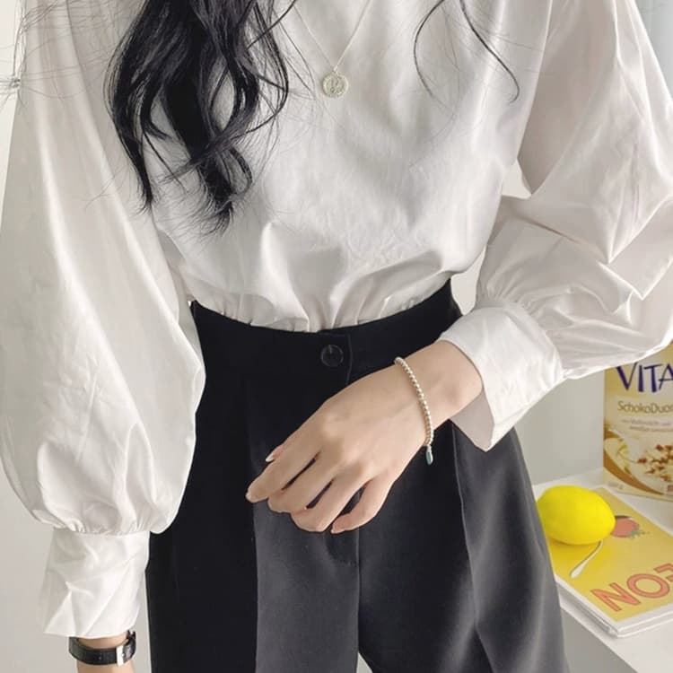 ロンT 優美な袖ふんわりギャザーブラウス