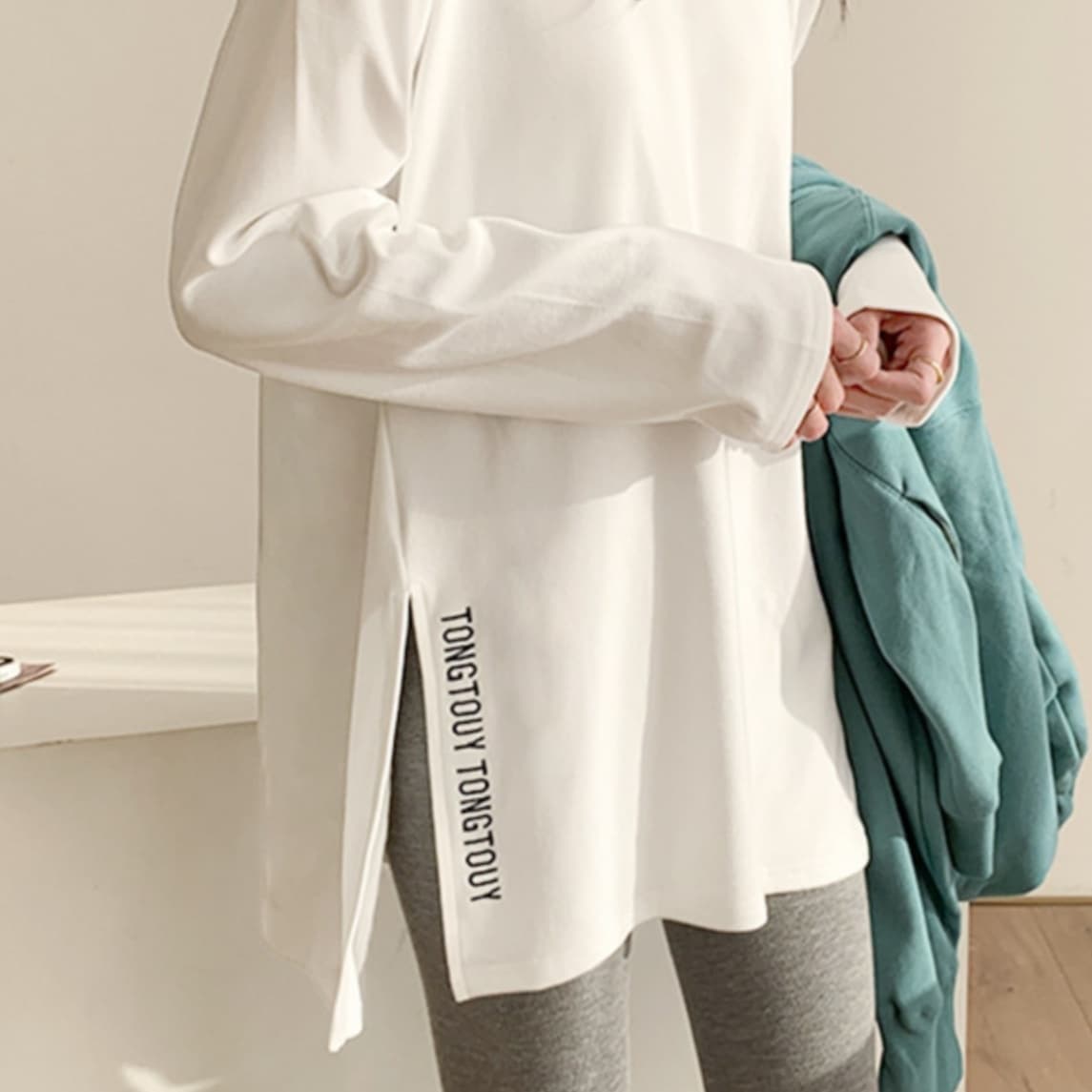 サイドスリット入り ゆるシルエット ロンT