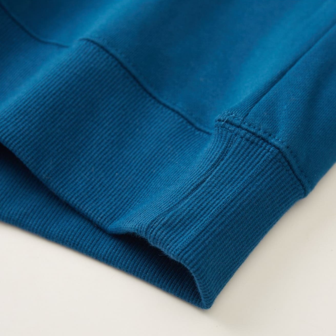 柔らか素材の定番重ね着ロンT