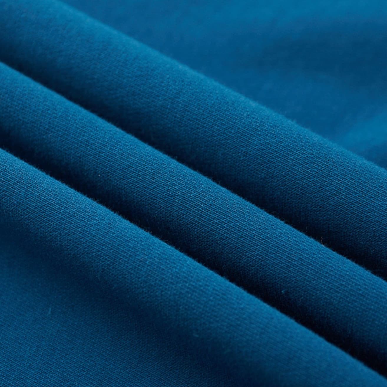 柔らか素材の定番重ね着ロンT