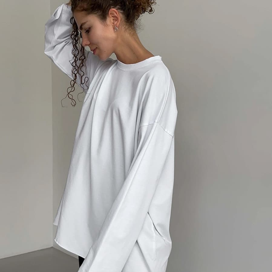 ロンT ゆったりオーバーサイズ スウェット長袖シャツ