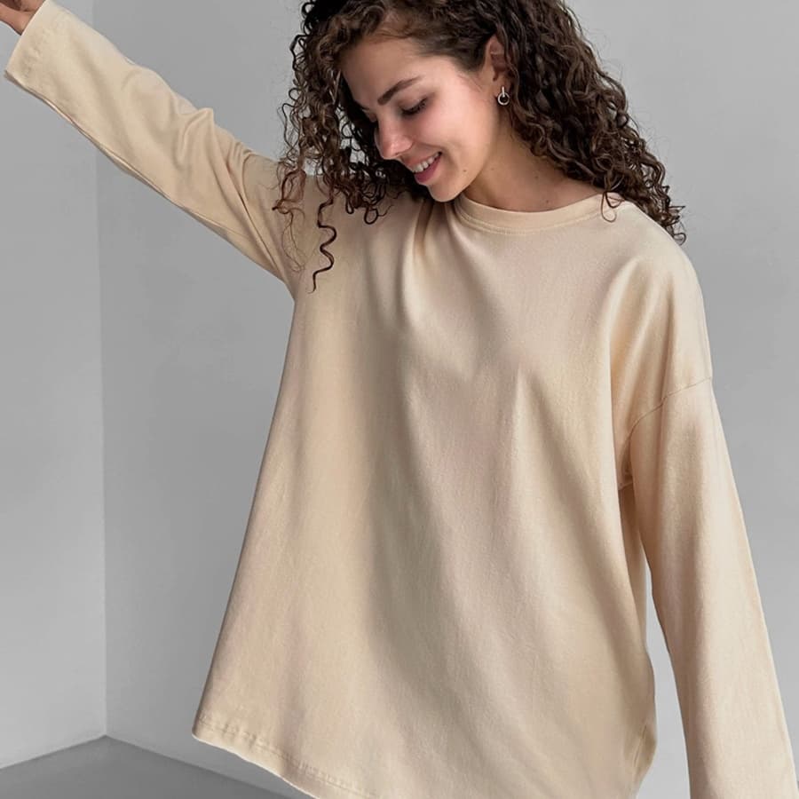 ロンT ゆったりオーバーサイズ スウェット長袖シャツ