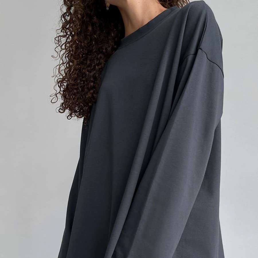 ロンT ゆったりオーバーサイズ スウェット長袖シャツ