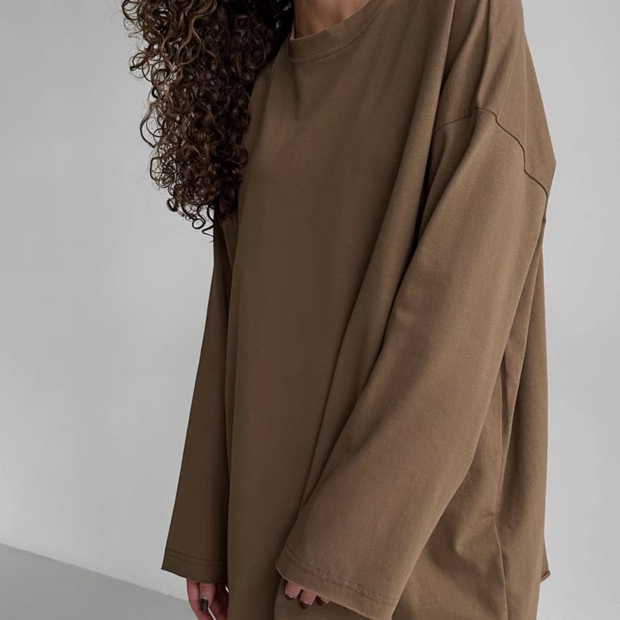 ロンT ゆったりオーバーサイズ スウェット長袖シャツ