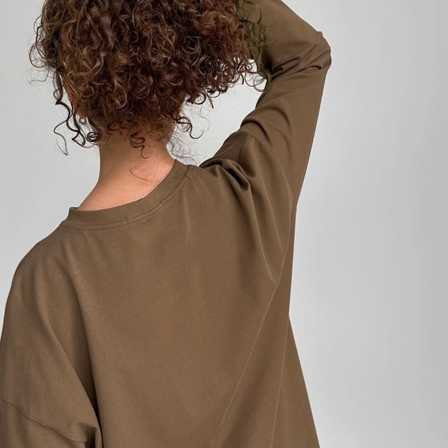 ロンT ゆったりオーバーサイズ スウェット長袖シャツ