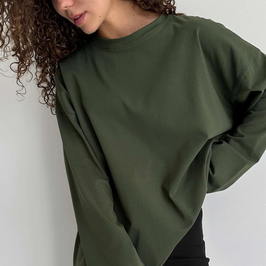 ロンT ゆったりオーバーサイズ スウェット長袖シャツ