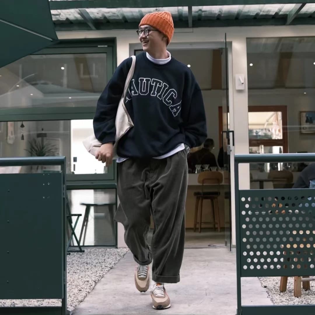 ロンT ヴィンテージ風 カレッジ ロゴ ロングTシャツ