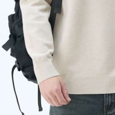 ロンT 上質素材のモックネック長袖シャツ