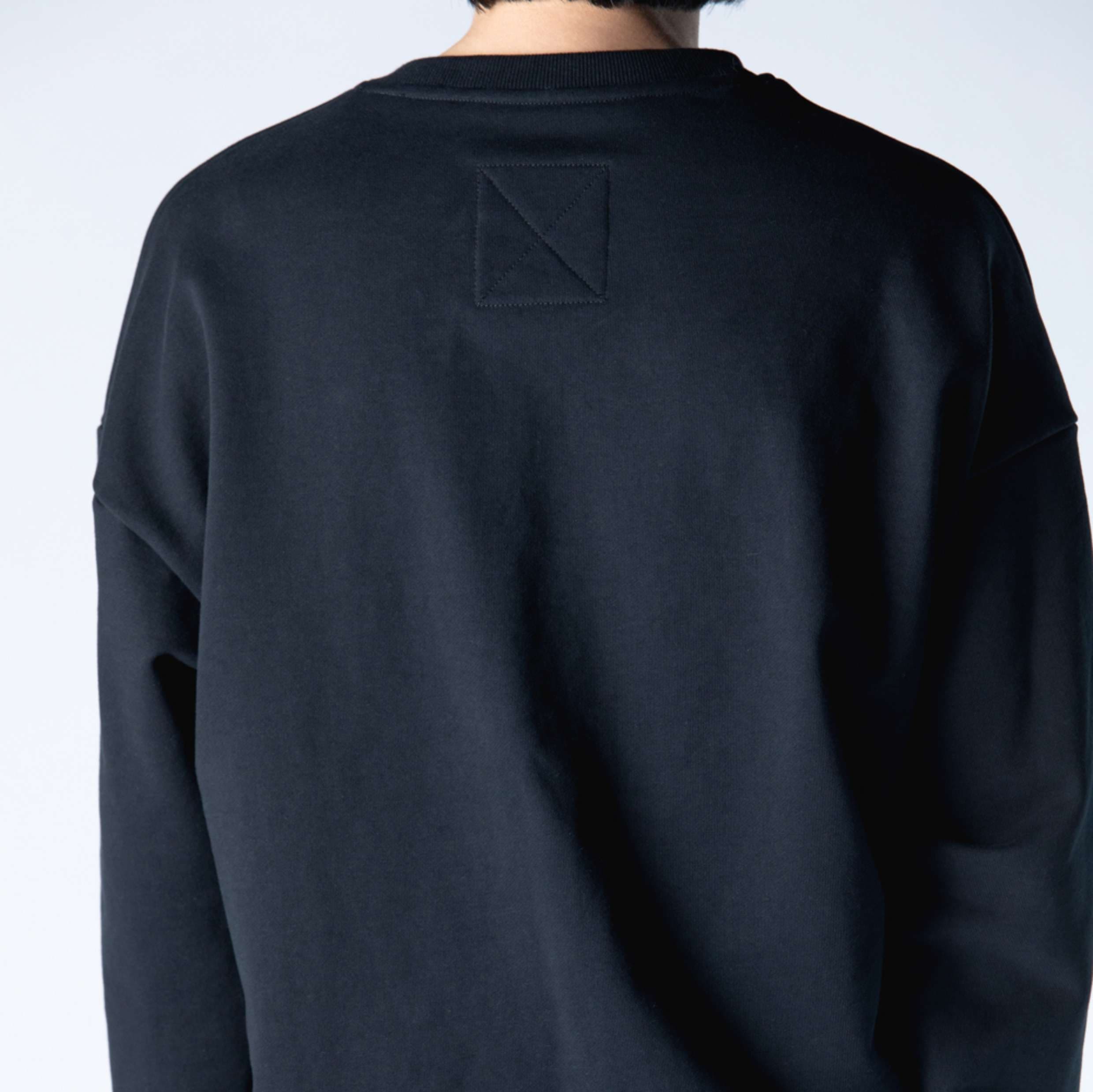 ロンT 上質素材のゆったりスウェット