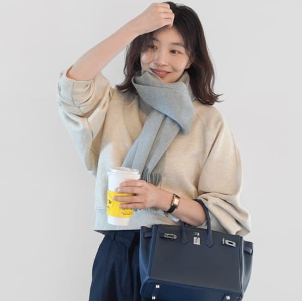 ロンT 贅沢素材の裏起毛スウェット