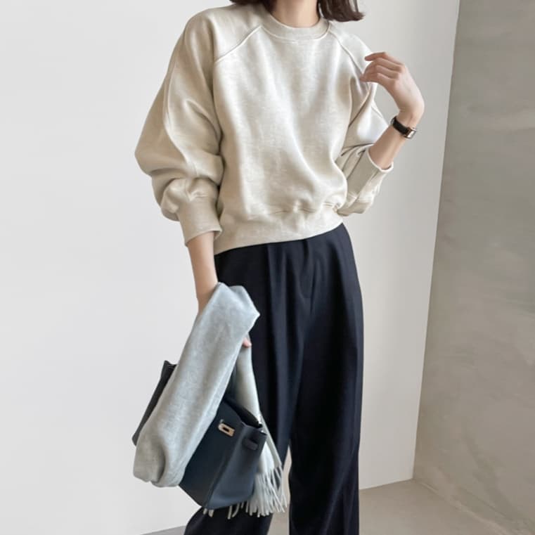 ロンT 贅沢素材の裏起毛スウェット