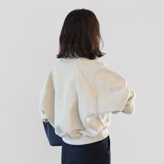 ロンT 贅沢素材の裏起毛スウェット