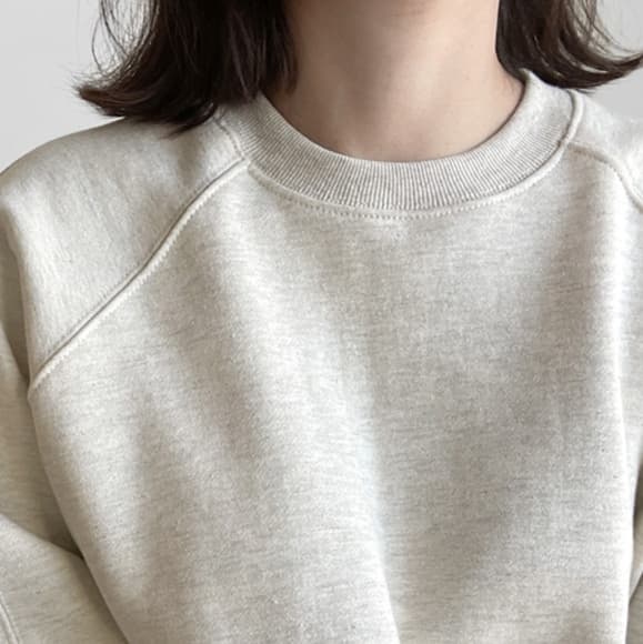 ロンT 贅沢素材の裏起毛スウェット