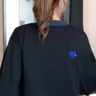 シンプルロゴ入り ゆったりロンT