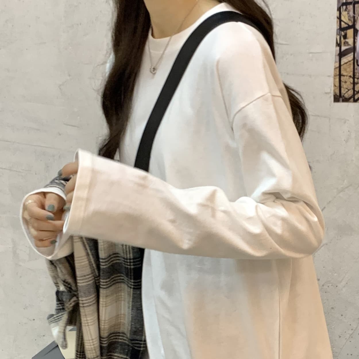 ロンT ゆったりスリット入り長袖カットソー