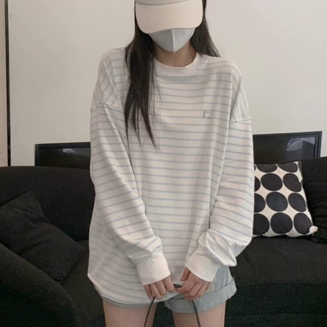 ロンT ゆったりボーダー柄カットソー