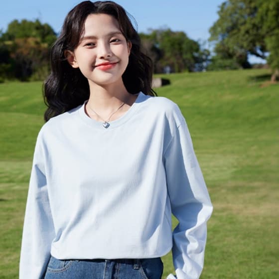 ロンT なめらか素材のリラックスロングＴシャツ