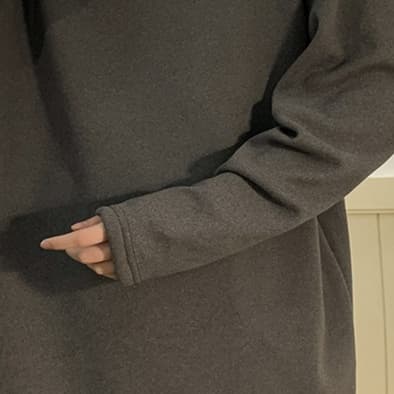 ロンT ゆったりモックネック無地長袖シャツ