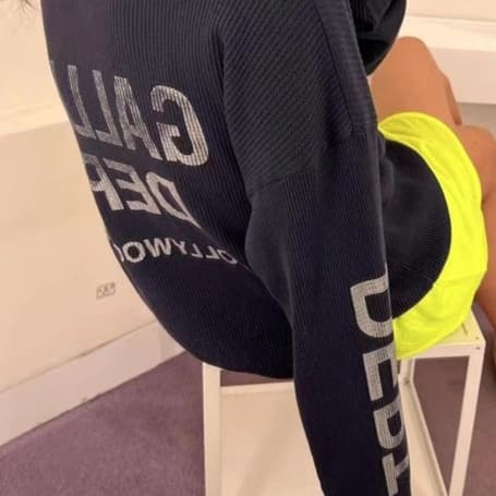 グラフィックデザインロンT