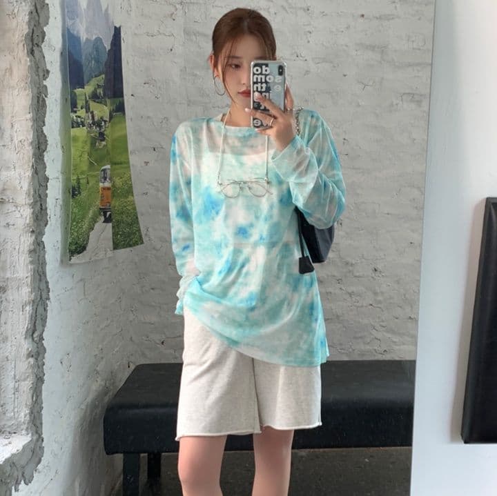 ロンT 水彩模様ゆったり長袖カットソー
