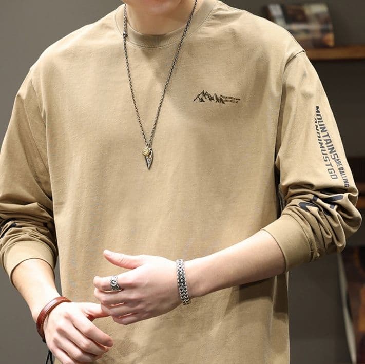 ロンT 山岳モチーフ 快適長袖カットソー