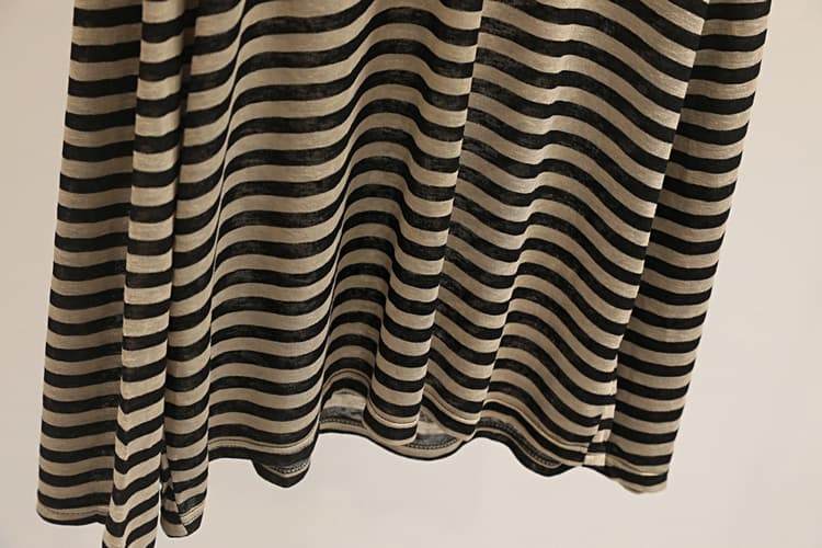 ロンT 細身ボーダー長袖カットソー