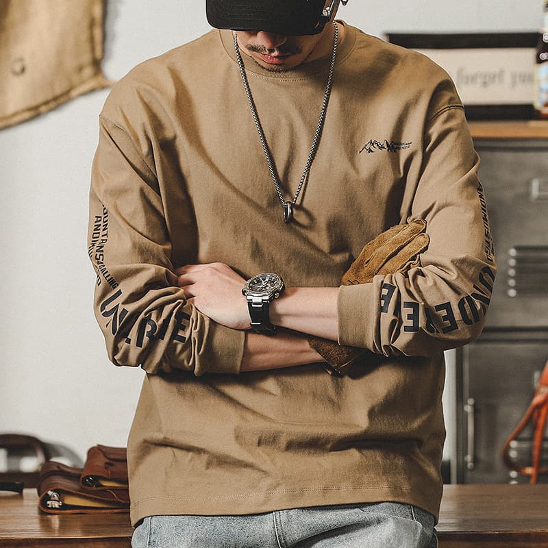 ロンT 山脈プリント入り カジュアルロンＴ