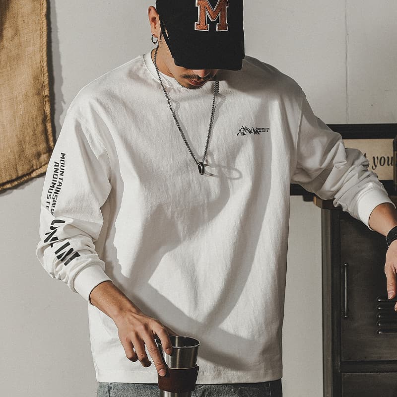 ロンT 山脈プリント入り カジュアルロンＴ