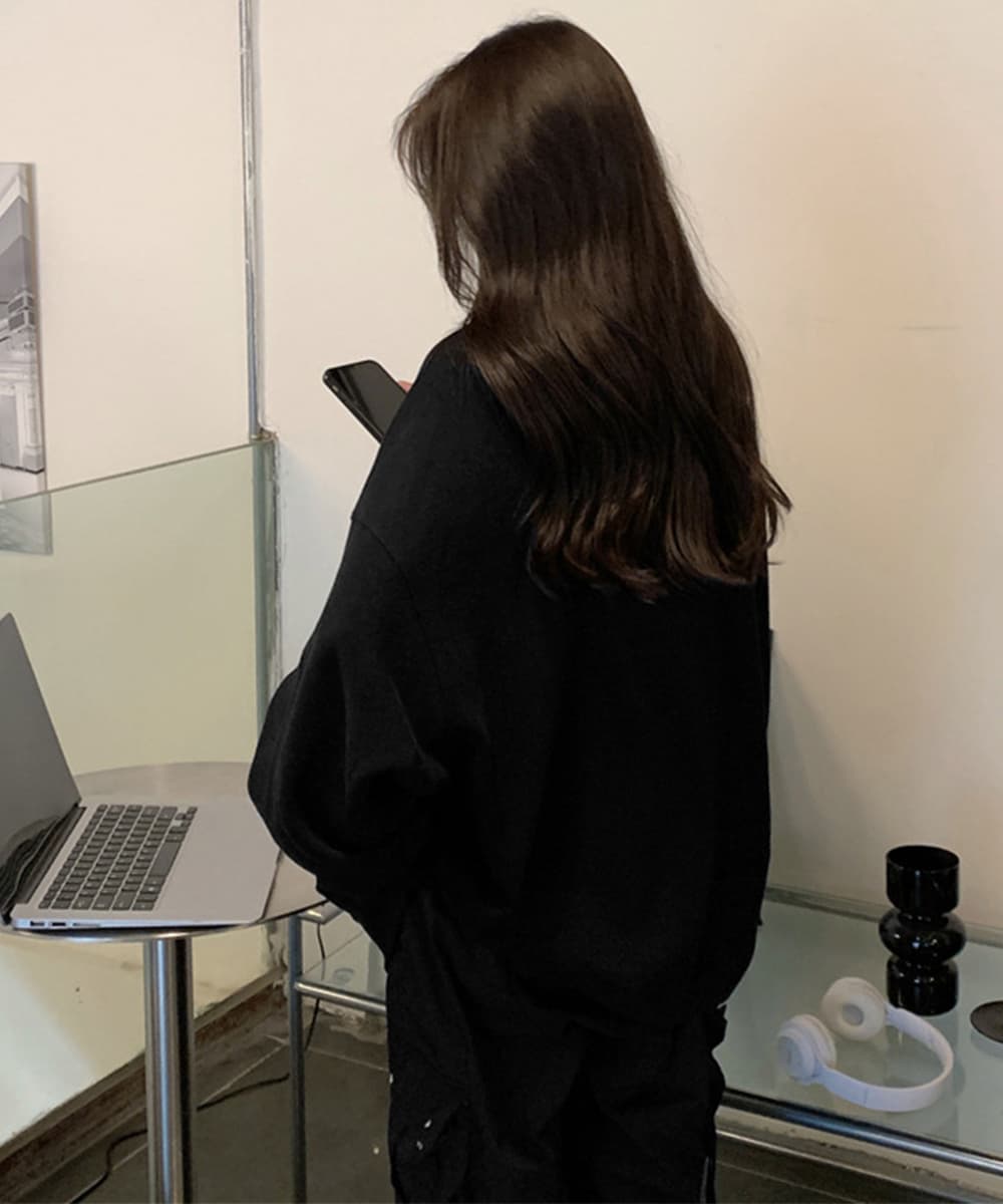 ロンT 薄手ロゴプリントスウェット春秋ゆったりポロ襟