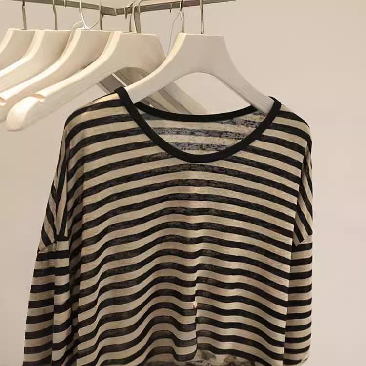 ロンT 細身ボーダー長袖カットソー